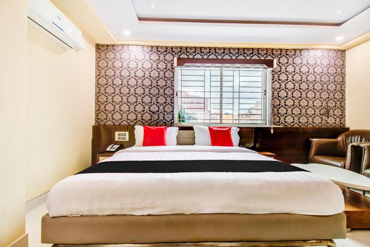 แคปิตัล โอ 5381 ดิ เอมิเรตส์ โฮเต็ล Hotel บังกาลอร์ ภายนอก รูปภาพ