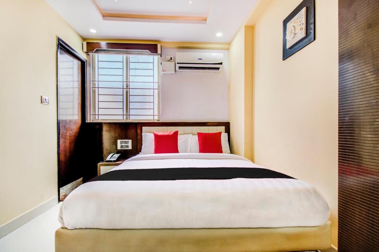 แคปิตัล โอ 5381 ดิ เอมิเรตส์ โฮเต็ล Hotel บังกาลอร์ ภายนอก รูปภาพ