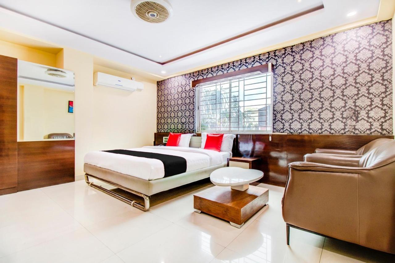 แคปิตัล โอ 5381 ดิ เอมิเรตส์ โฮเต็ล Hotel บังกาลอร์ ภายนอก รูปภาพ